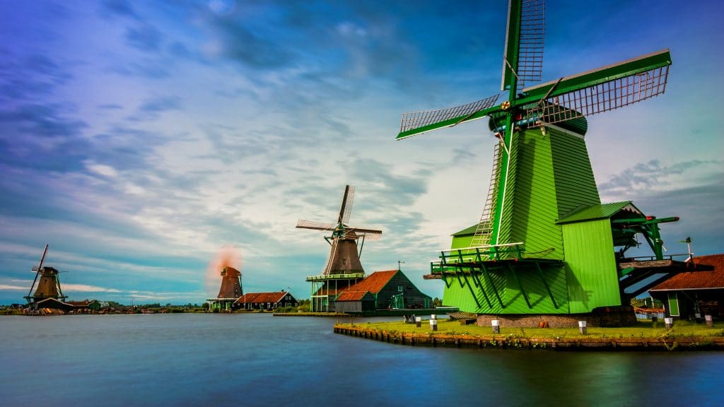 หมู่บ้านกังหันลมซานสคันส์